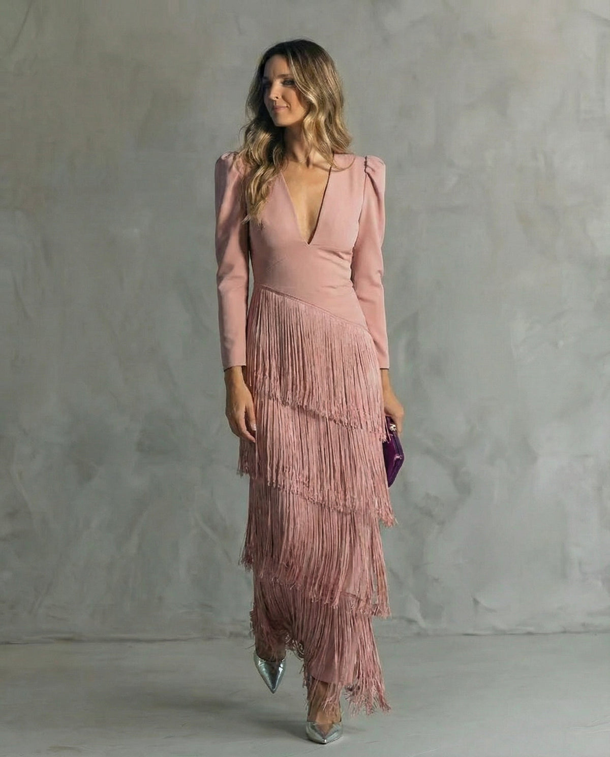 Chiara – Vestido elegante con mangas de flecos